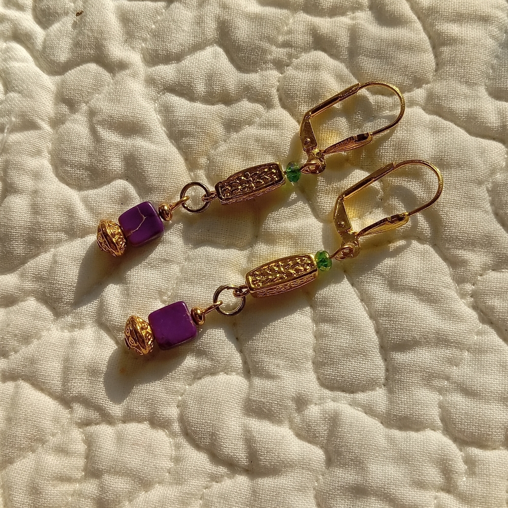 Artisan Purple Sugulite Dangle Earrings Green Swarovski Crystals Gold Plated NEW
